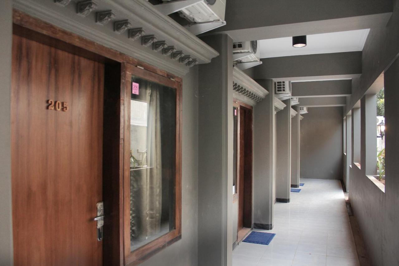 Oyo 222 M@Jayakarta Hotel Exterior photo